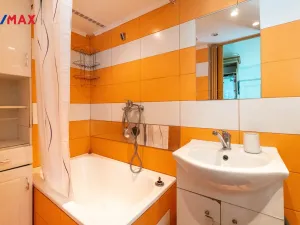 Prodej bytu 1+1, Praha, Vlkova, 34 m2