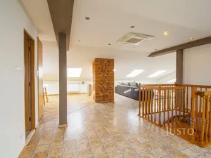 Pronájem bytu 2+kk, Frýdek-Místek, náměstí Svobody, 133 m2