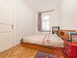 Prodej bytu 3+1, Praha - Smíchov, Zborovská, 89 m2