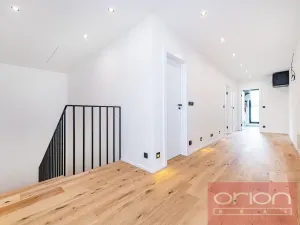 Pronájem rodinného domu, Praha - Stodůlky, Ke Koh-i-nooru, 282 m2