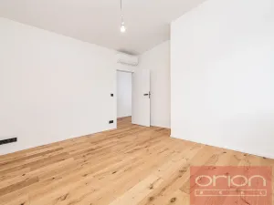 Pronájem rodinného domu, Praha - Stodůlky, Ke Koh-i-nooru, 282 m2