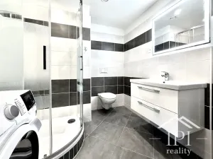 Pronájem bytu 1+kk, Praha - Hodkovičky, Šífařská, 35 m2