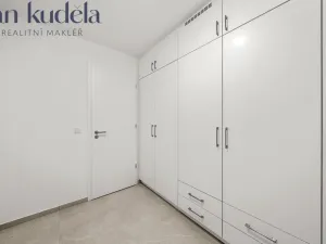 Pronájem bytu 1+kk, Brno, Líšeňská, 29 m2