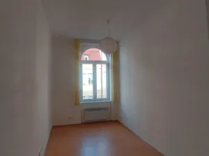 Pronájem bytu 3+1, Tábor, 9. května, 98 m2