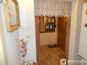 Prodej bytu 2+kk, Teplice - Prosetice, Na konečné, 47 m2