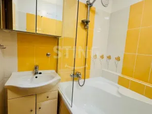 Pronájem bytu 2+1, Rožnov pod Radhoštěm, 5. května, 56 m2