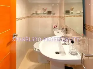 Prodej vícegeneračního domu, Torrevieja, Španělsko, 91 m2