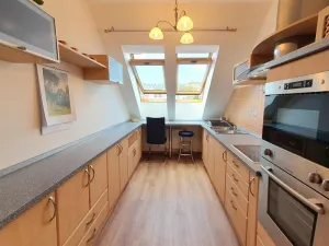 Pronájem bytu 2+kk, Praha - Břevnov, Patočkova, 80 m2