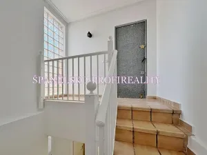 Prodej vily, Villamartín, Španělsko, 100 m2