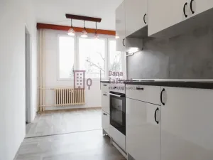 Pronájem bytu 3+1, Jindřichův Hradec, sídliště U Nádraží, 87 m2