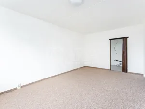 Prodej bytu 3+1, Praha - Modřany, Poljanovova, 62 m2