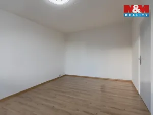 Prodej bytu 1+1, Klatovy - Klatovy III, Pod Hůrkou, 36 m2