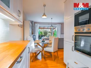 Prodej rodinného domu, Plzeň - Radobyčice, Nad Strání, 134 m2