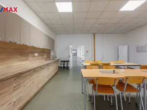 Pronájem výrobních prostor, Chodová Planá, Kyjovská, 1300 m2