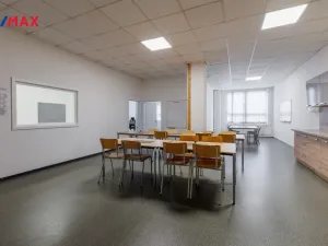 Pronájem výrobních prostor, Chodová Planá, Kyjovská, 1300 m2