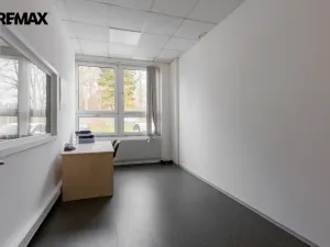Pronájem výrobních prostor, Chodová Planá, Kyjovská, 1300 m2