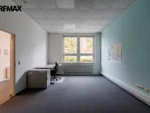 Pronájem výrobních prostor, Chodová Planá, Kyjovská, 1300 m2