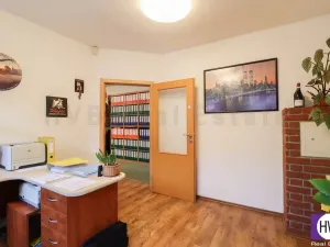 Pronájem kanceláře, Ostrava, U Dvoru, 110 m2