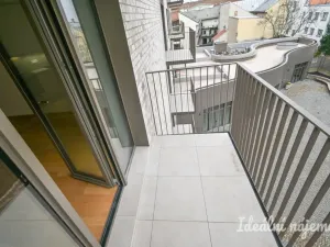 Pronájem bytu 1+kk, Brno, Bratislavská, 35 m2