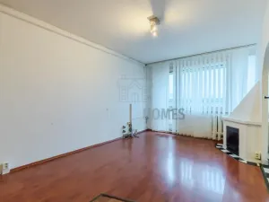 Prodej bytu 3+1, Praha - Prosek, Lovosická, 67 m2