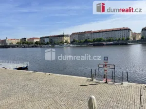 Pronájem bytu 1+kk, Praha - Smíchov, Na Valentince, 42 m2