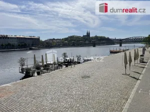 Pronájem bytu 1+kk, Praha - Smíchov, Na Valentince, 42 m2