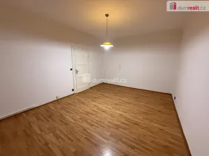 Pronájem bytu 1+1, Praha - Nusle, Nuselská, 36 m2