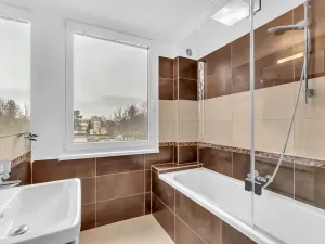 Pronájem bytu 5+kk, Hradec Králové, Baarova, 115 m2