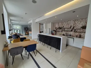 Pronájem kanceláře, Praha - Žižkov, Žerotínova, 130 m2