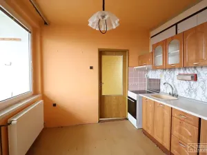 Prodej bytu 4+1, Dírná, 100 m2