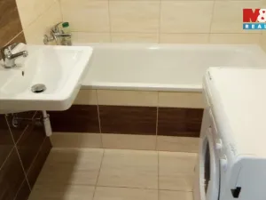 Prodej bytu 3+1, Orlová - Lutyně, 1. máje, 78 m2