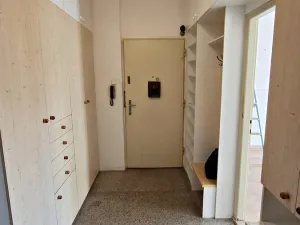 Pronájem bytu 2+kk, Praha, 5. května, 48 m2