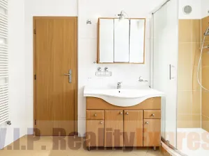 Prodej bytu 3+kk, Praha, Jeřabinová, 92 m2