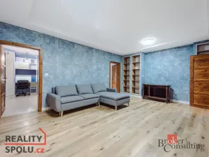 Prodej bytu 4+1, Nupaky, U Valu, 83 m2