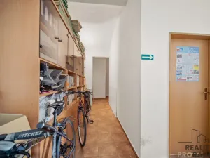 Pronájem kanceláře, Pardubice, třída Míru, 140 m2