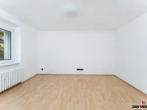 Pronájem bytu 1+1, Praha - Čakovice, Otavská, 29 m2