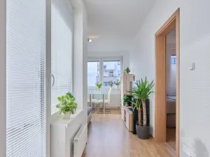 Prodej bytu 2+kk, Praha - Dolní Měcholupy, Honzíkova, 55 m2