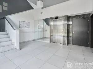 Prodej bytu 2+kk, Praha - Dolní Měcholupy, Honzíkova, 55 m2