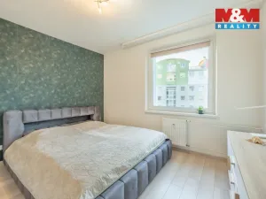 Prodej bytu 3+1, Praha - Letňany, Křivoklátská, 66 m2