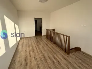 Pronájem atypického bytu, Ostrava, Sokolská třída, 60 m2