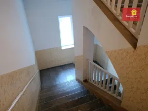 Pronájem bytu 2+1, Teplice, Myslbekova, 89 m2