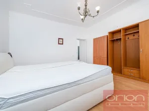 Pronájem rodinného domu, Praha - Suchdol, Havraní, 350 m2