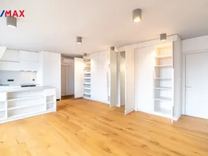 Pronájem bytu 5+kk, Praha, U krčské vodárny, 136 m2