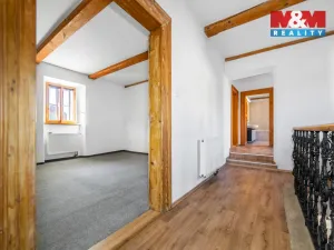 Pronájem zemědělské usedlosti, Dobrovíz, Kladenská, 10270 m2