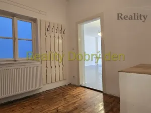 Prodej bytu 2+1, Opava, Dolní náměstí, 85 m2