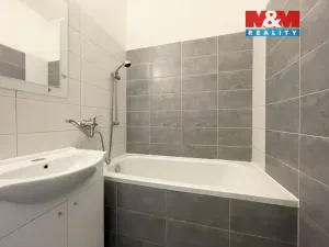 Pronájem bytu 2+1, Sokolov, Boženy Němcové, 53 m2