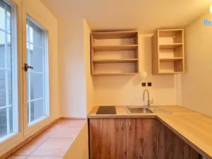Pronájem bytu 1+kk, Praha - Strašnice, Pod strašnickou vinicí, 16 m2