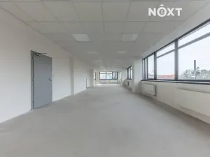 Pronájem kanceláře, Praha - Strašnice, Průběžná, 375 m2