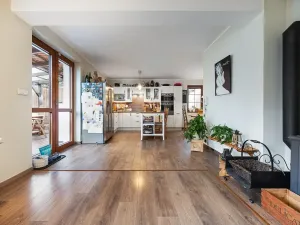 Prodej rodinného domu, Sulice, Rovná, 185 m2