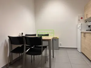 Pronájem kanceláře, Brno, Kořenského, 130 m2